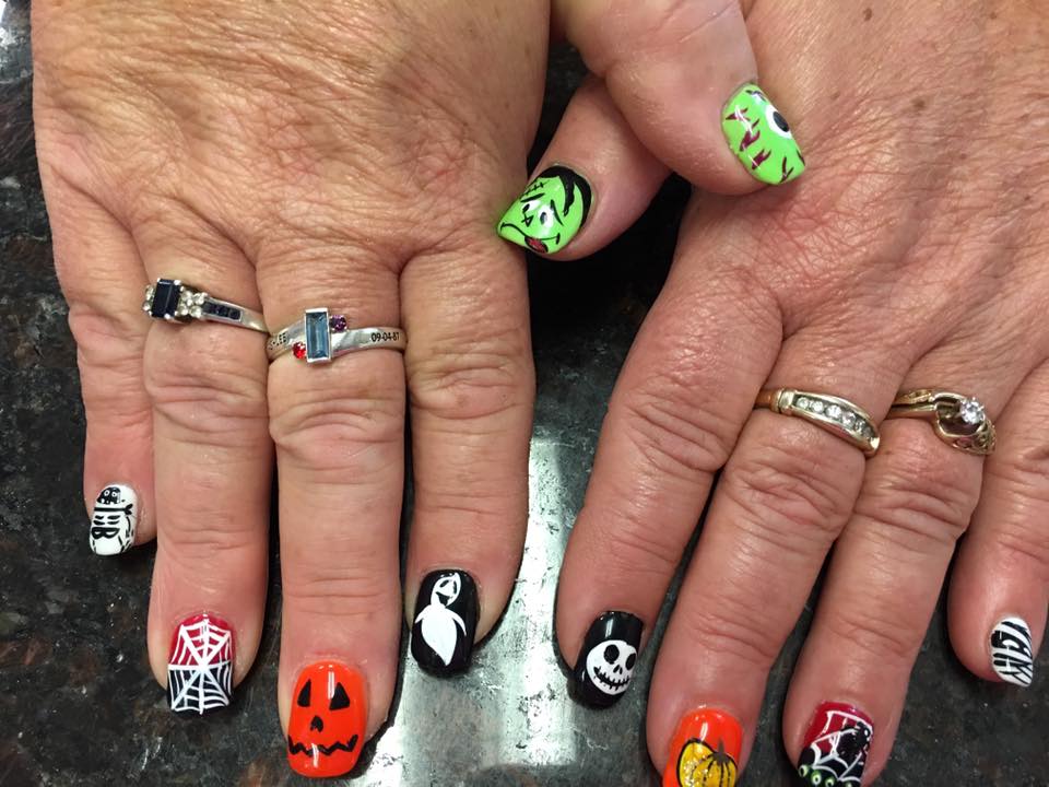 PT Nails Forest Lake Minnesota nail salon custom nail art by PT Nails